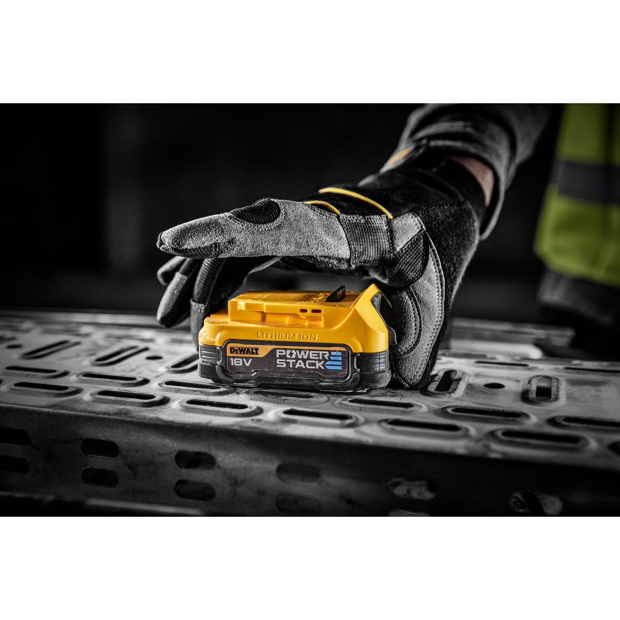 18V XR POWERSTACK Compact Battery DEWALT