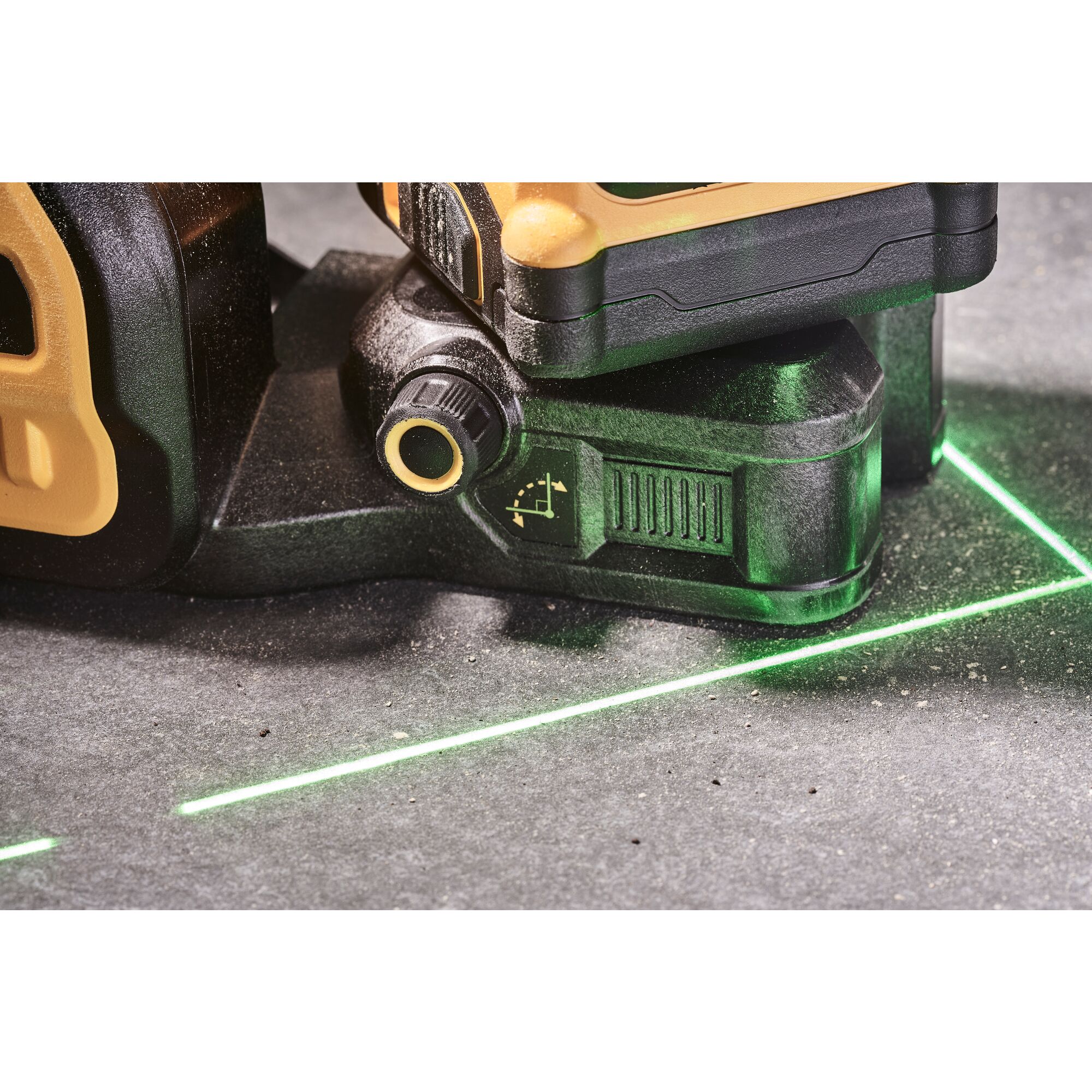 12V 18V XR Green Cross Line Laser 3 x 360 1 X 2 Ah DEWALT