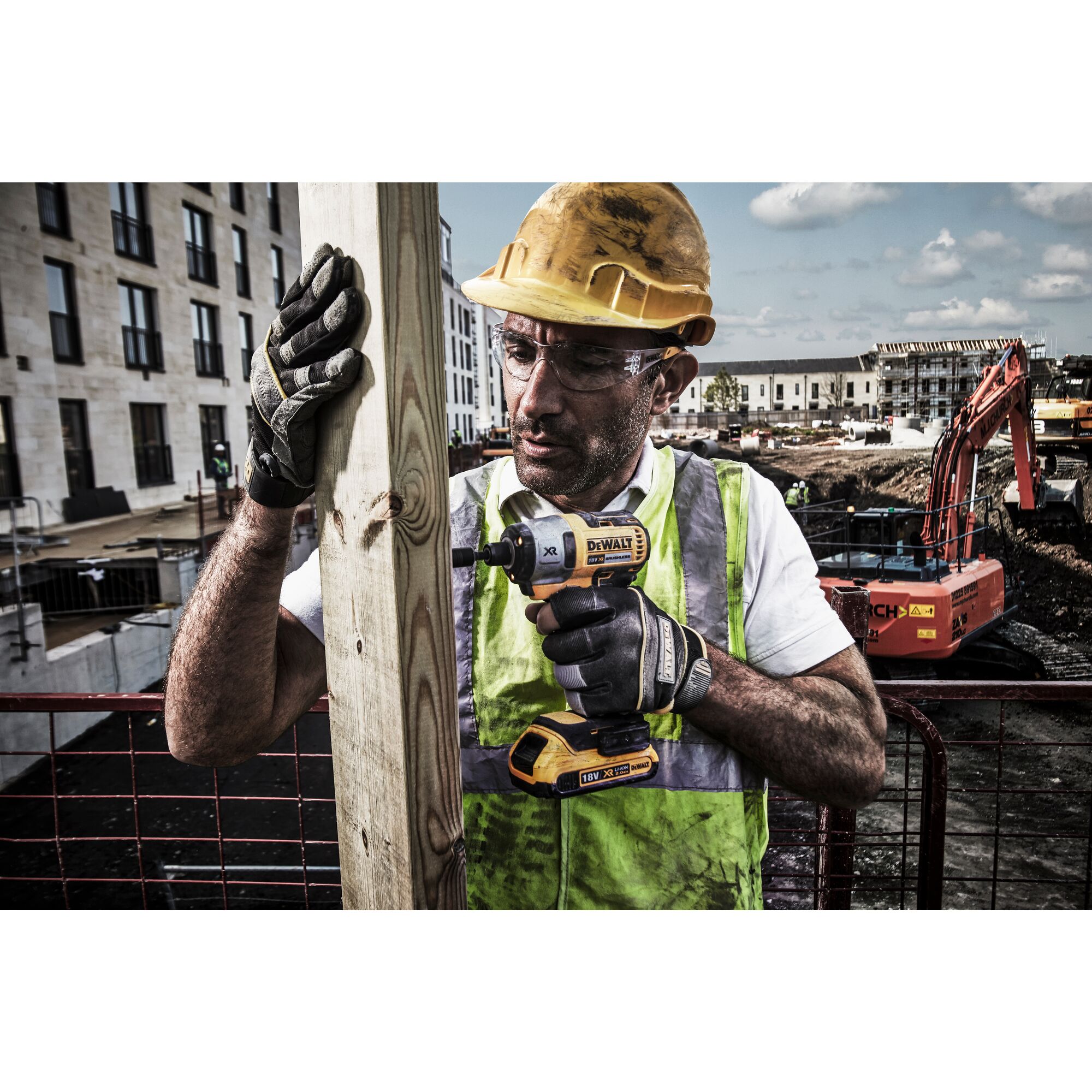 18V XR Brushless Impact Driver Bare Unit DEWALT