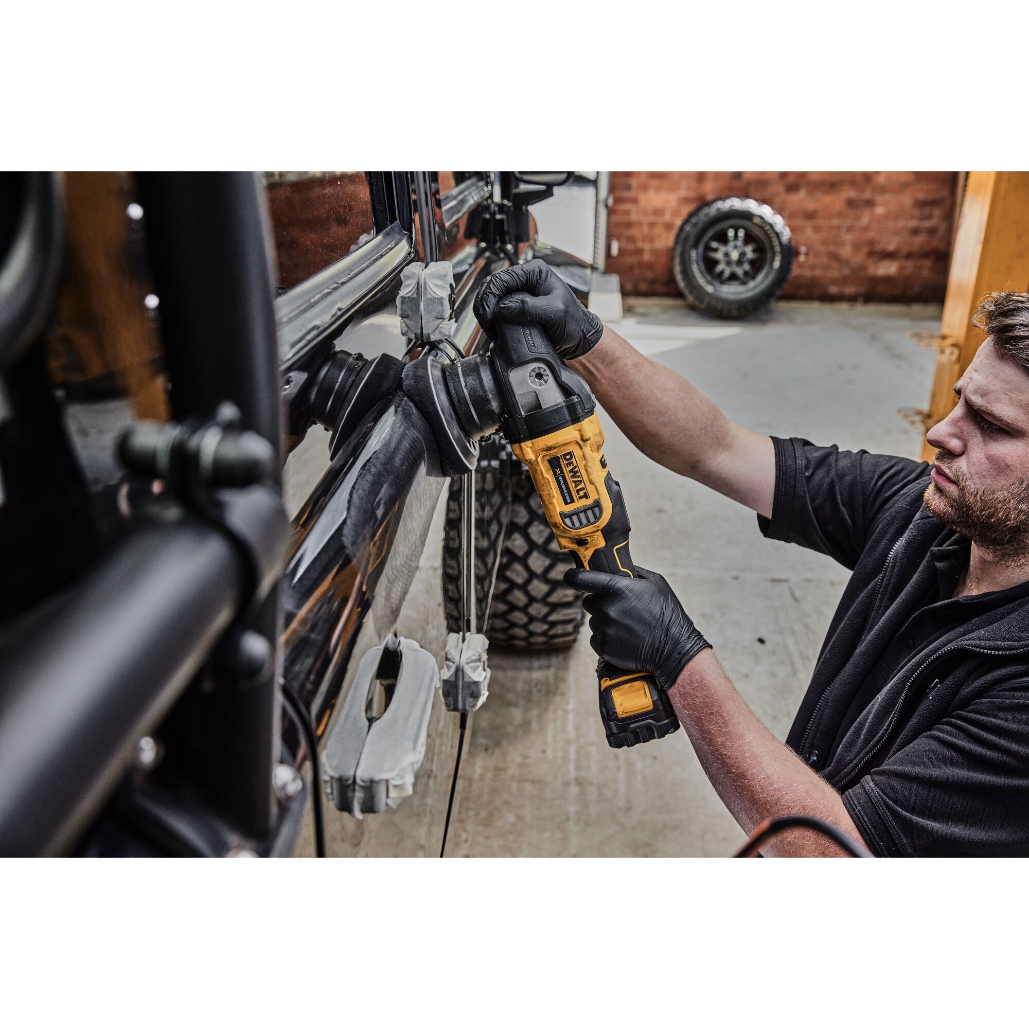 Dewalt best sale cordless polisher