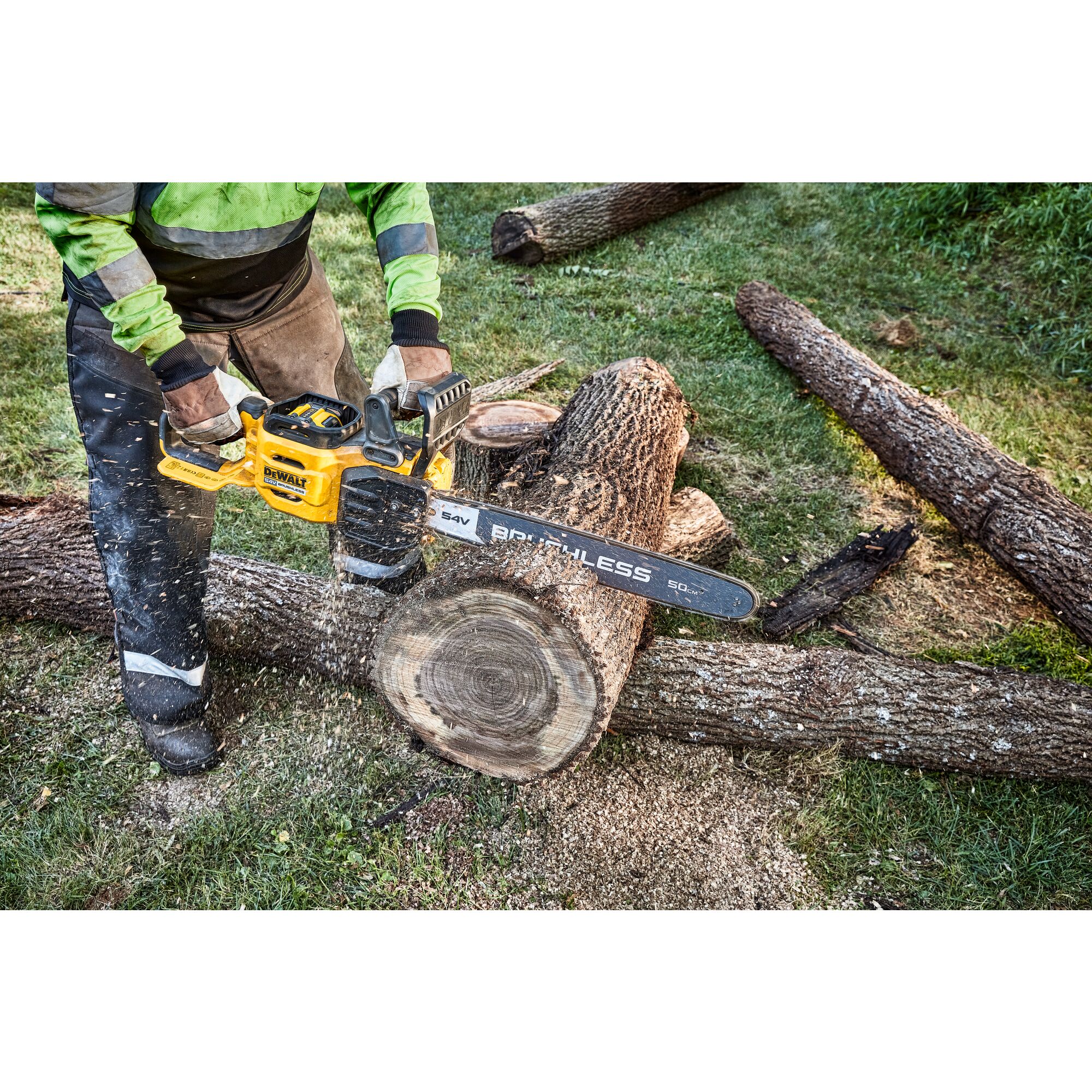 Dewalt chainsaw deals 54v