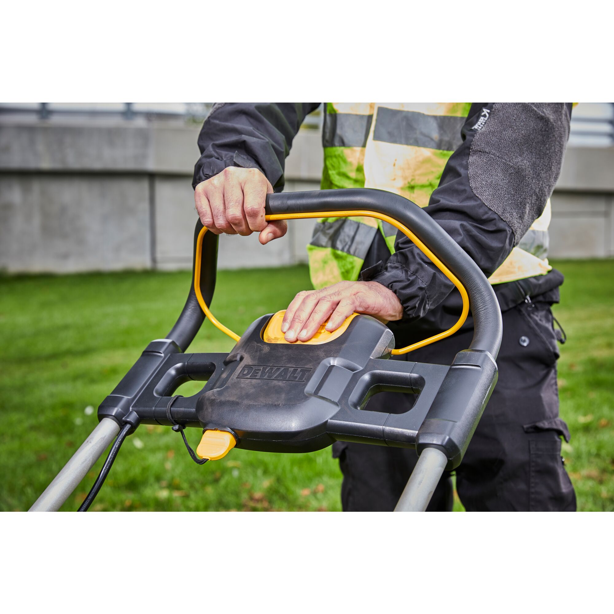 Dewalt robot lawn mower hot sale