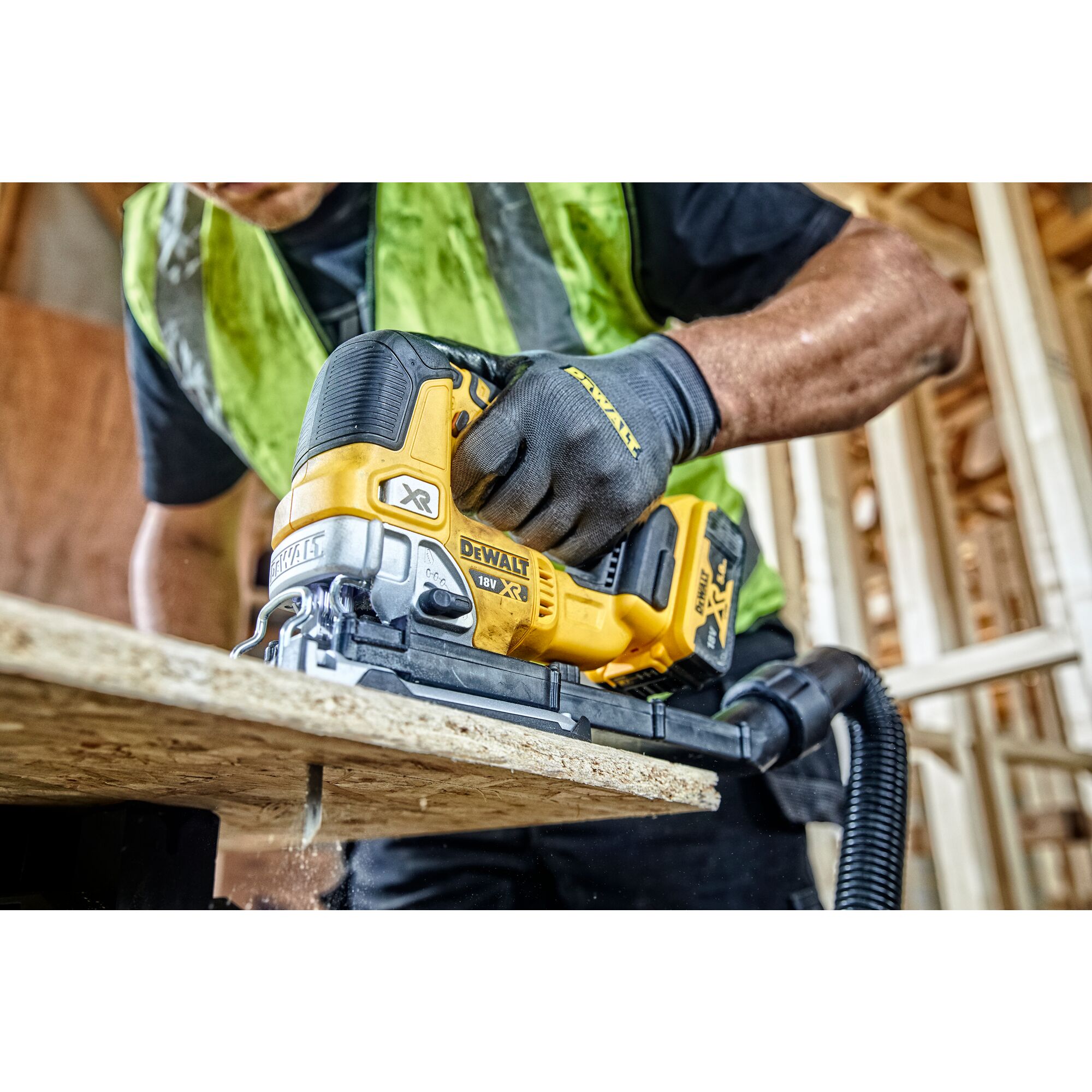 Dewalt xr best sale brushless jigsaw