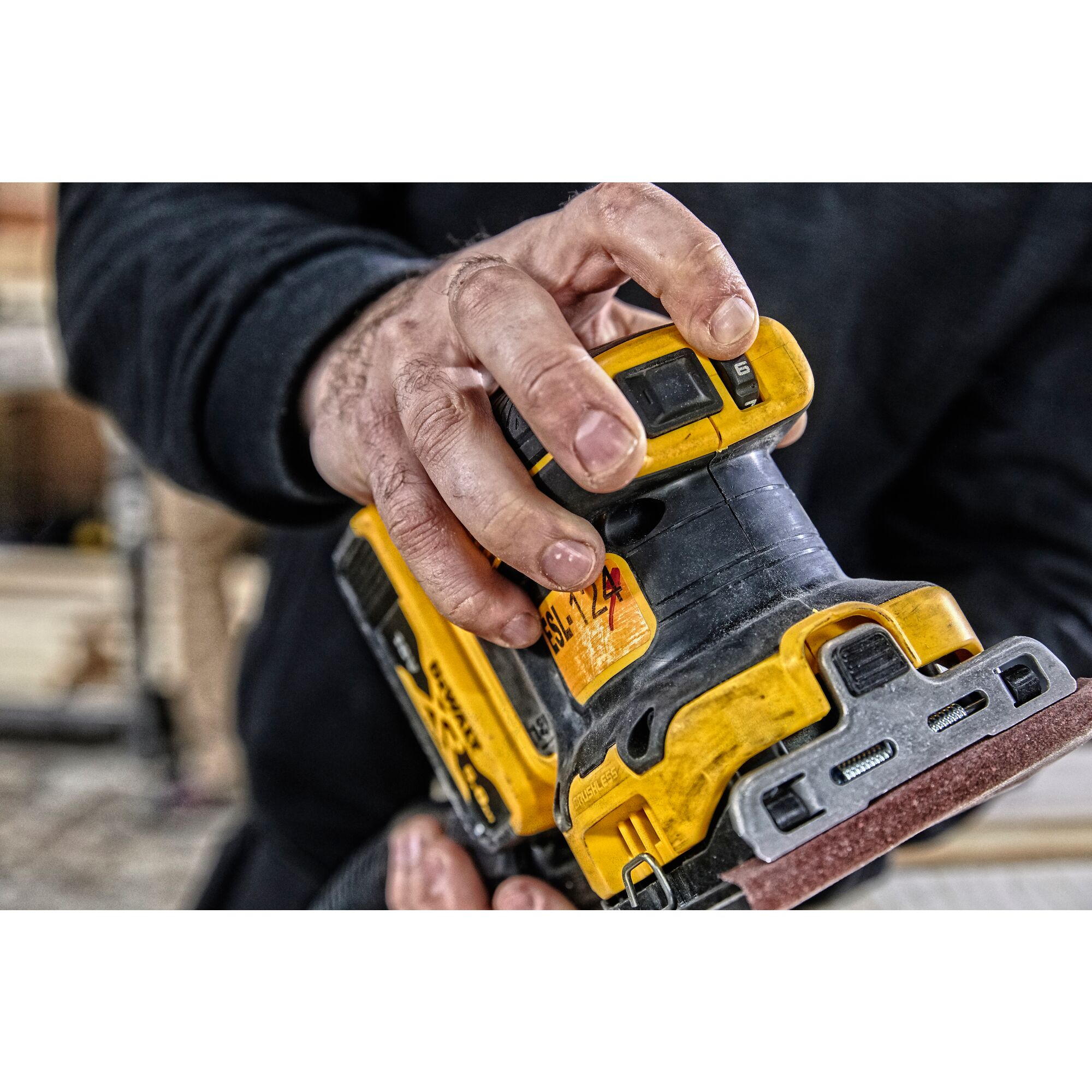 Dewalt 18v best sale palm sander