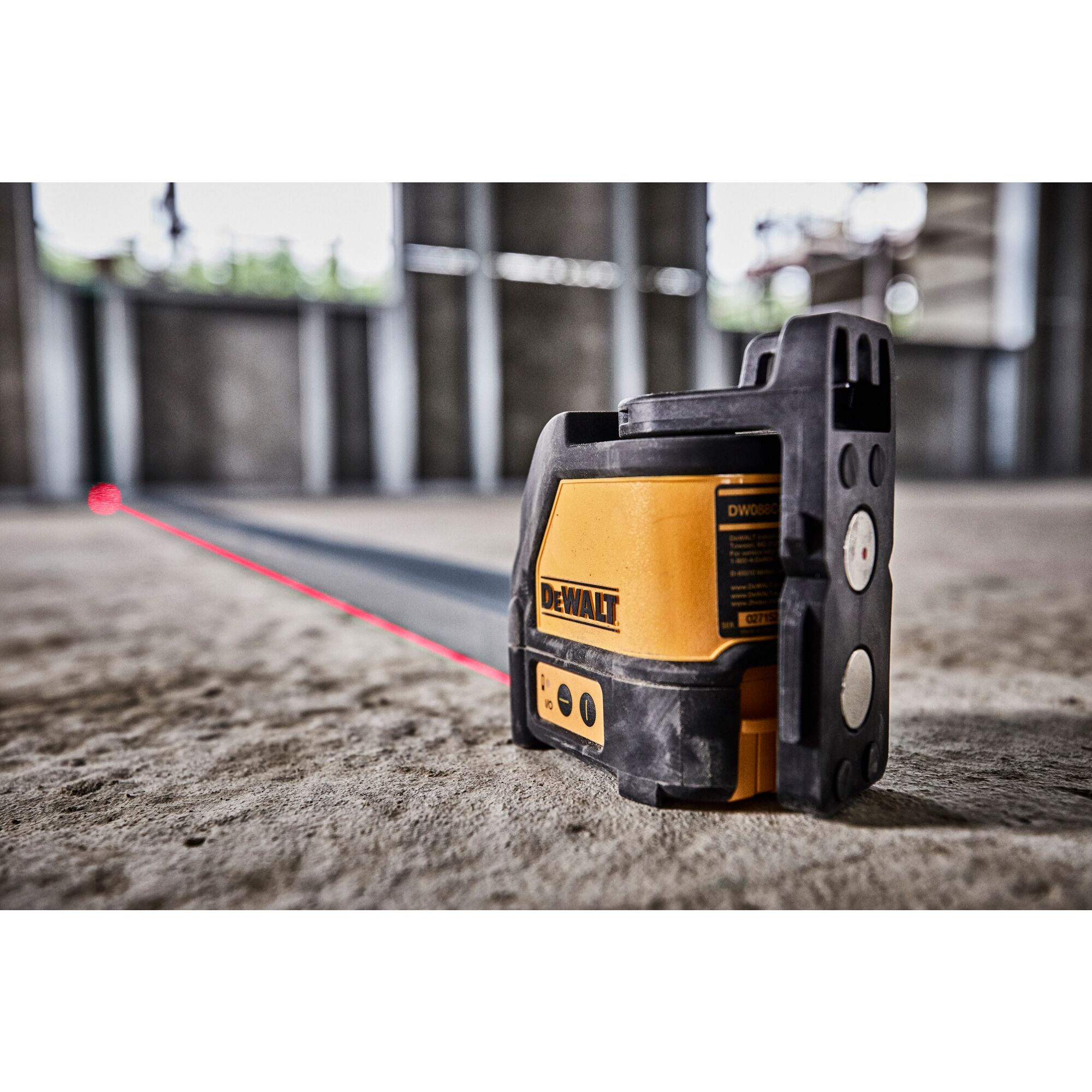 Dewalt dw088l 12v cross line 2024 laser