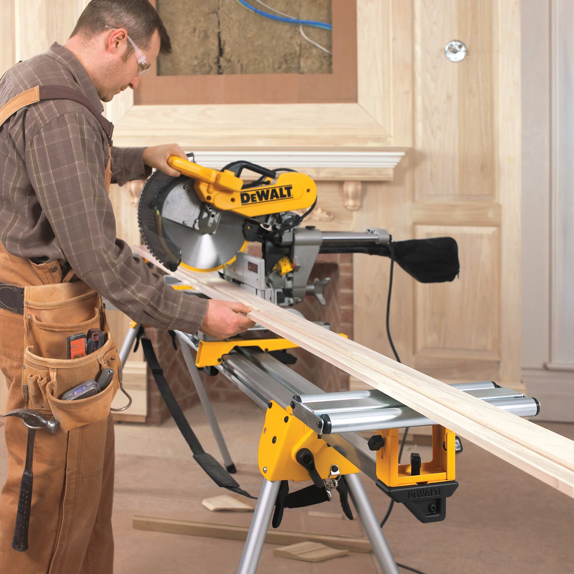 Dewalt compound deals sliding miter saw