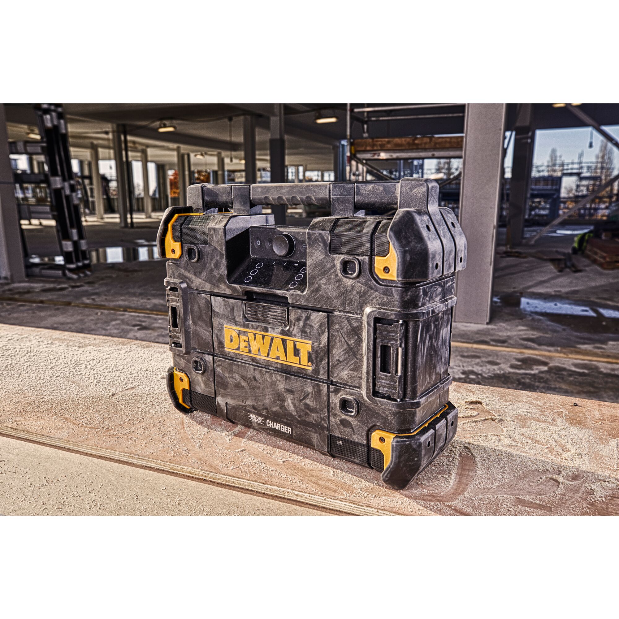 dewalt tstak radio specs